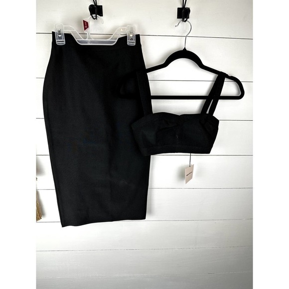 NWT Superdown Emilia Skirt Skirt Set (Minor Flaw) sz XS - Picture 1 of 8